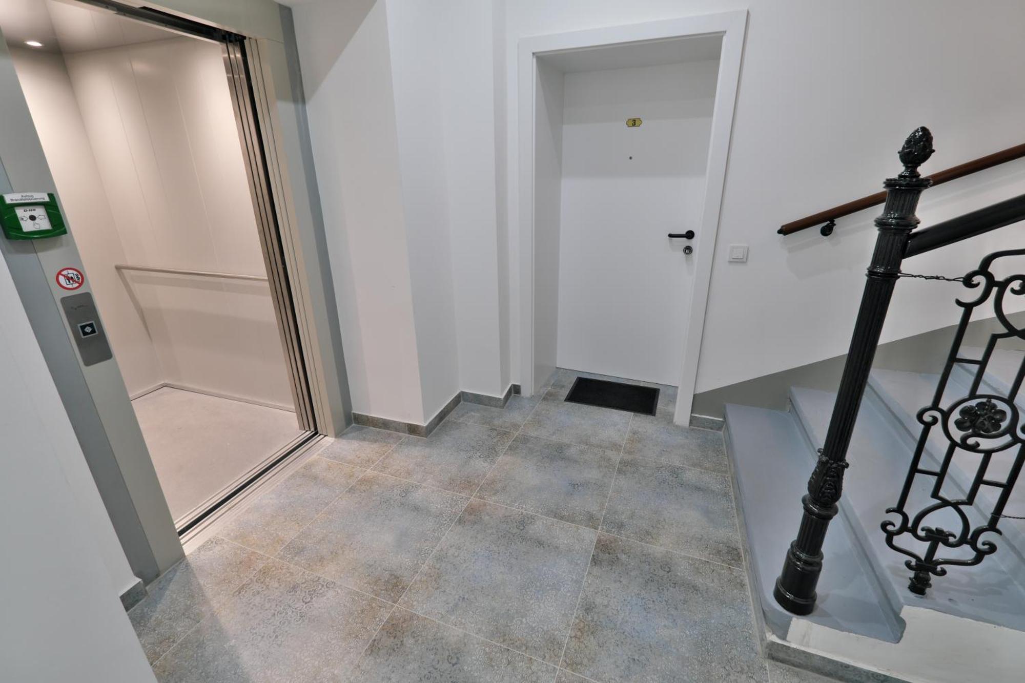 Vienna Lotus Apartments Екстериор снимка