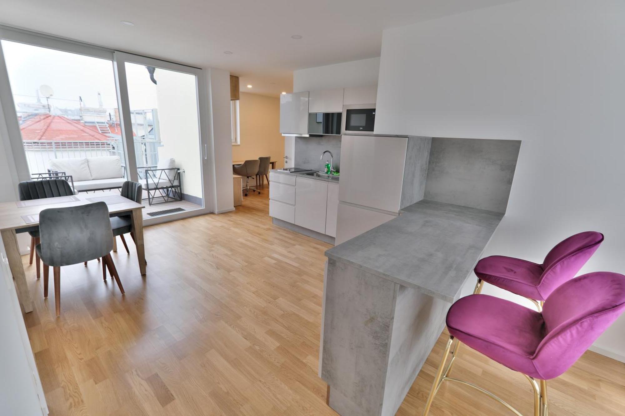 Vienna Lotus Apartments Екстериор снимка