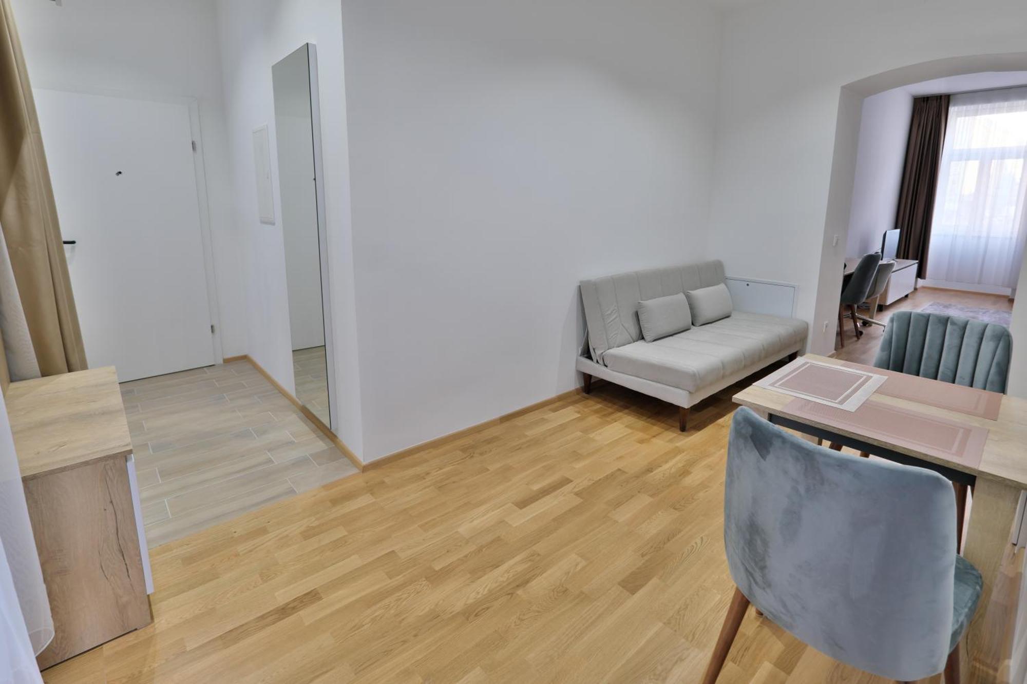 Vienna Lotus Apartments Екстериор снимка
