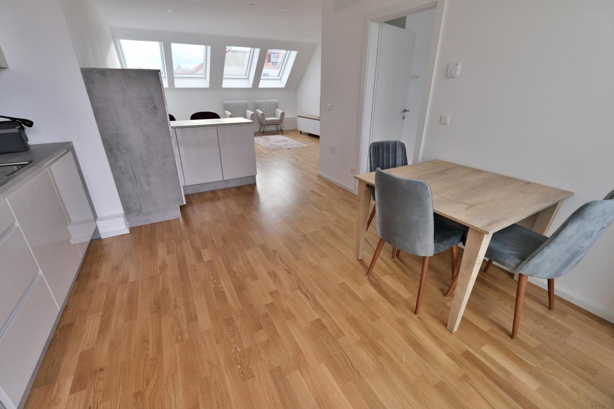 Vienna Lotus Apartments Екстериор снимка