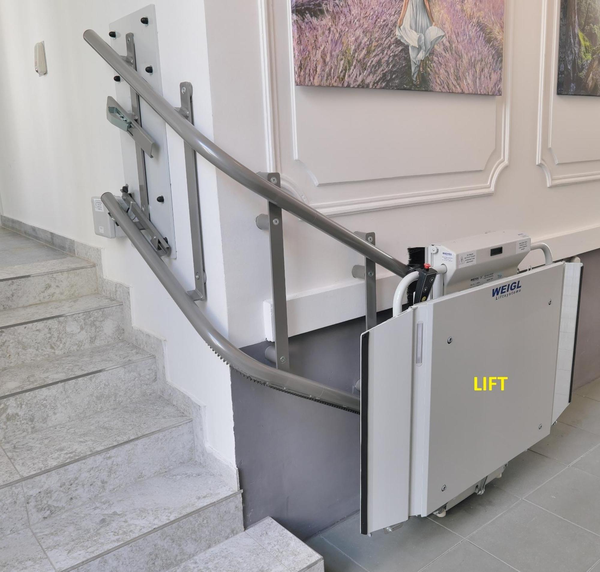 Vienna Lotus Apartments Екстериор снимка