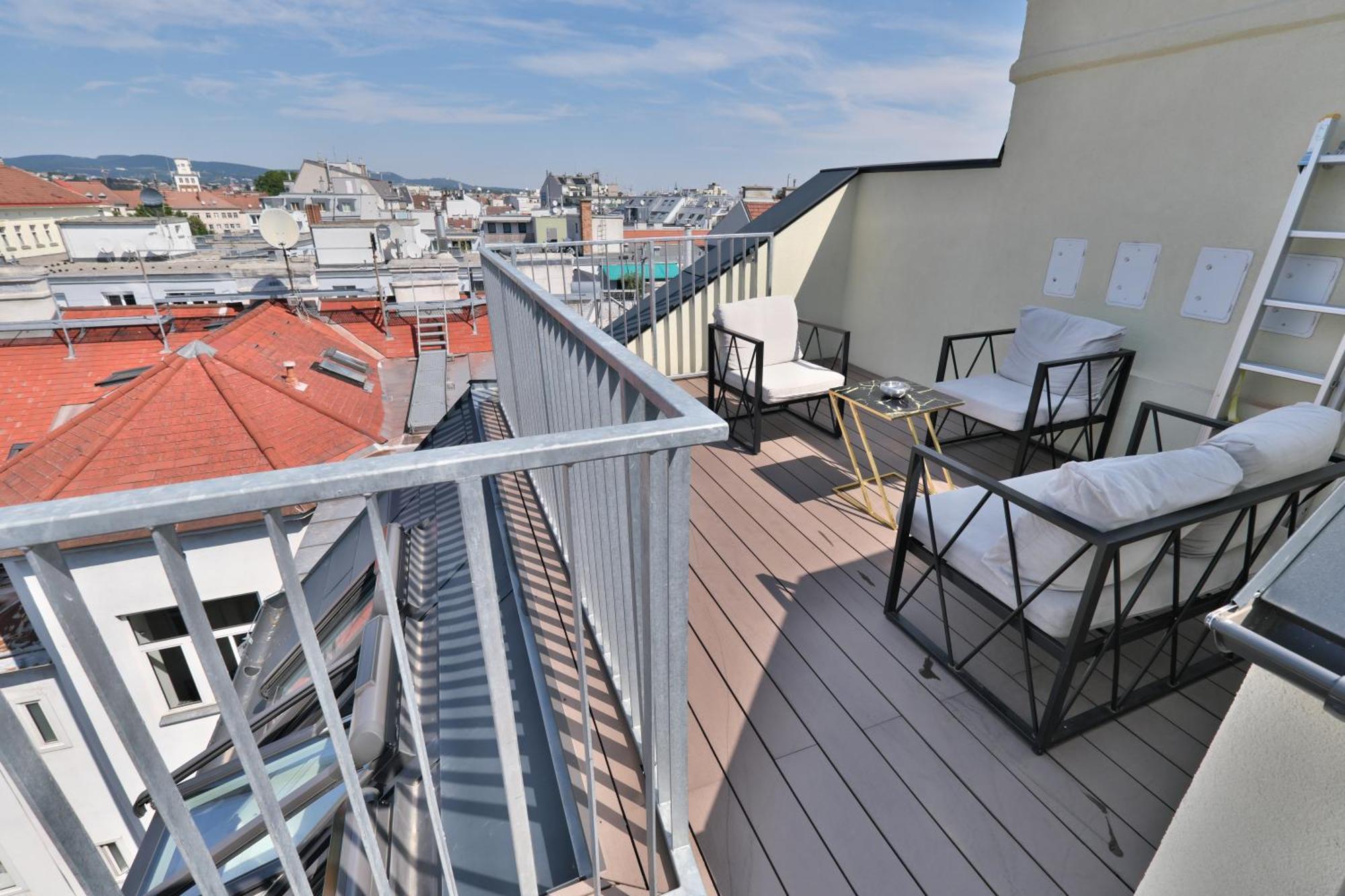 Vienna Lotus Apartments Екстериор снимка