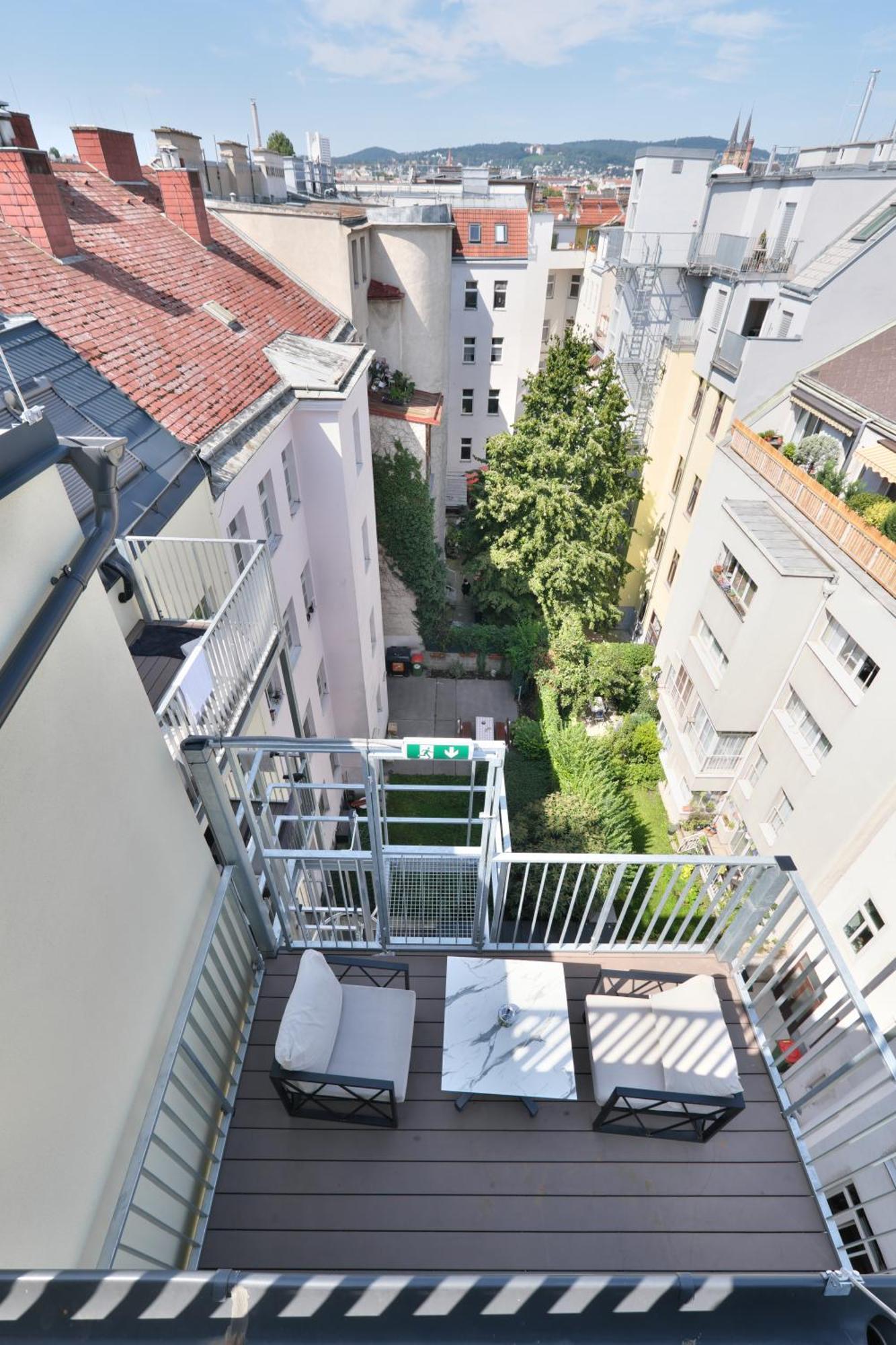 Vienna Lotus Apartments Стая снимка